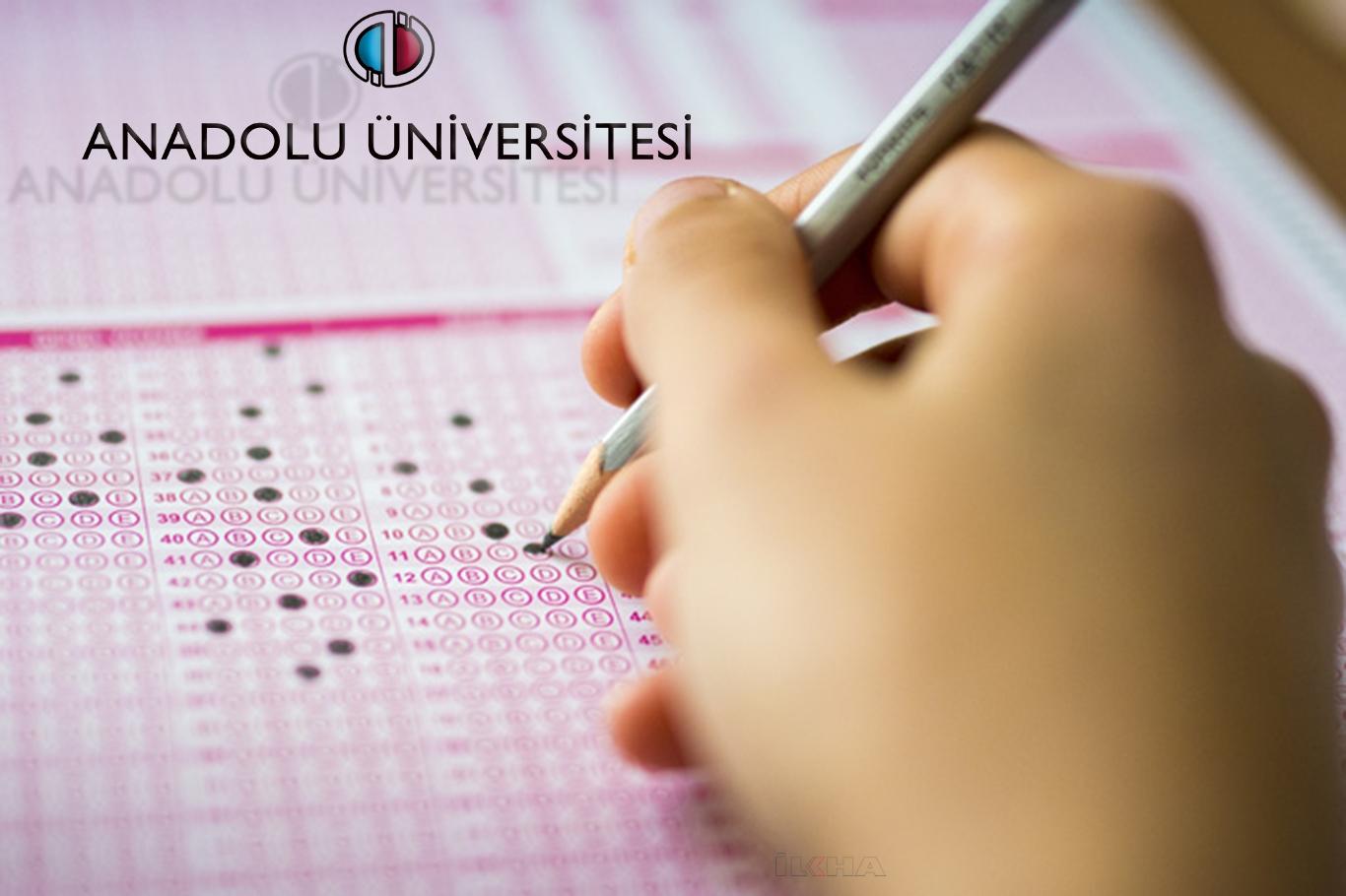 Açık öğretimde sınav maratonu devam ediyor Açık öğretimde sınav maratonu devam ediyor
